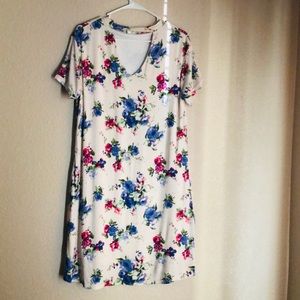 PinkBlush maternity short sleeve floral dress